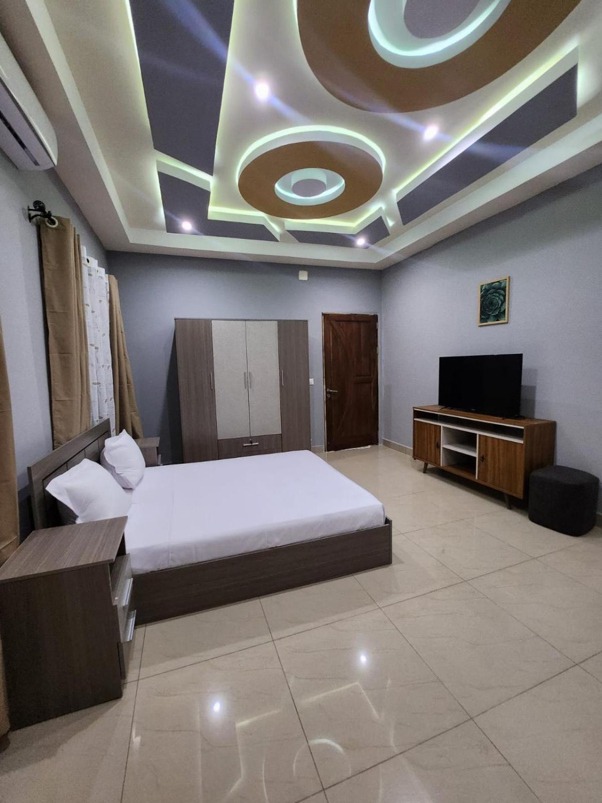 Ocean Heaven Hotel 马哈赞加 外观 照片