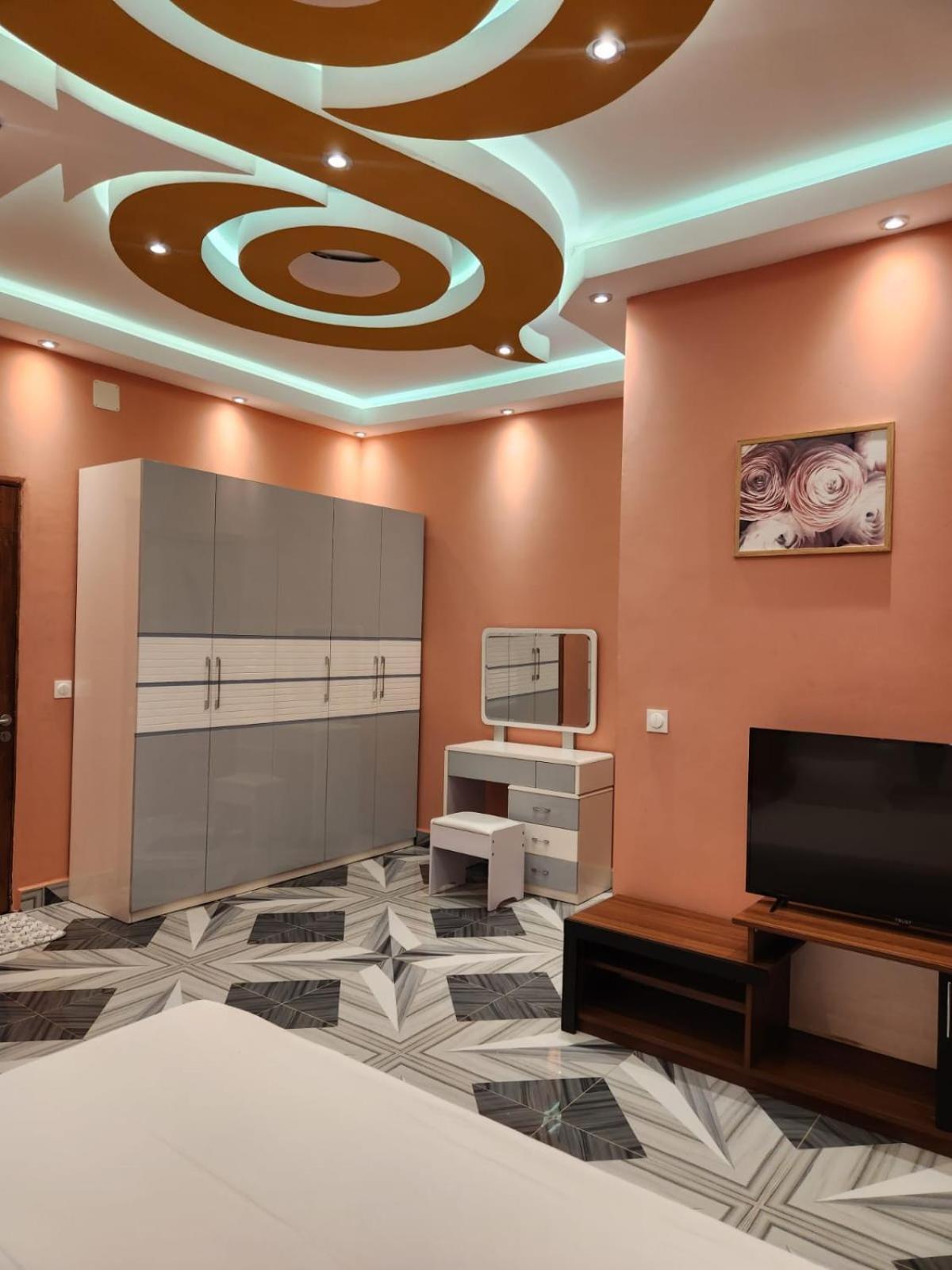 Ocean Heaven Hotel 马哈赞加 外观 照片