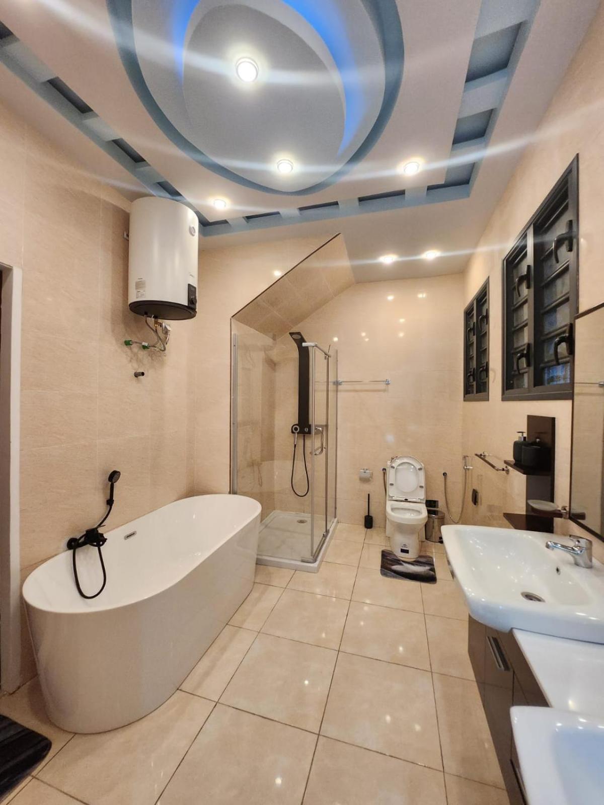 Ocean Heaven Hotel 马哈赞加 外观 照片
