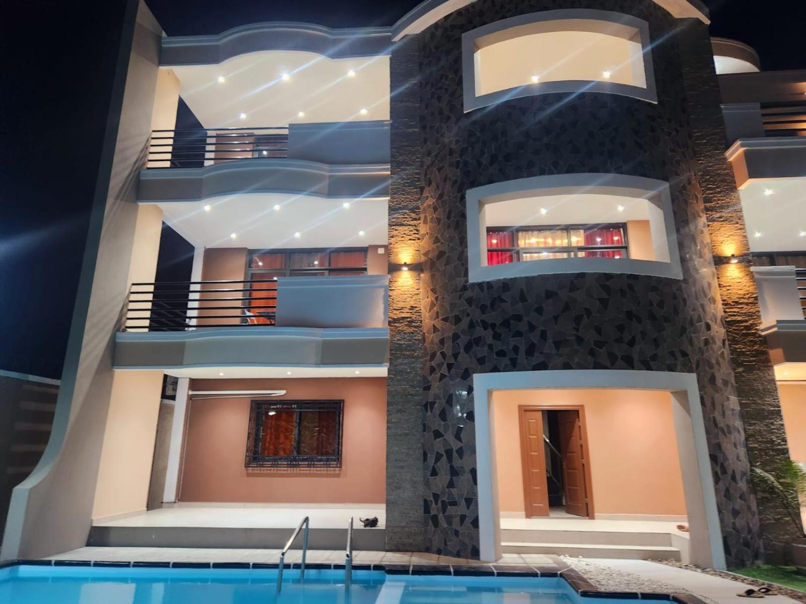 Ocean Heaven Hotel 马哈赞加 外观 照片